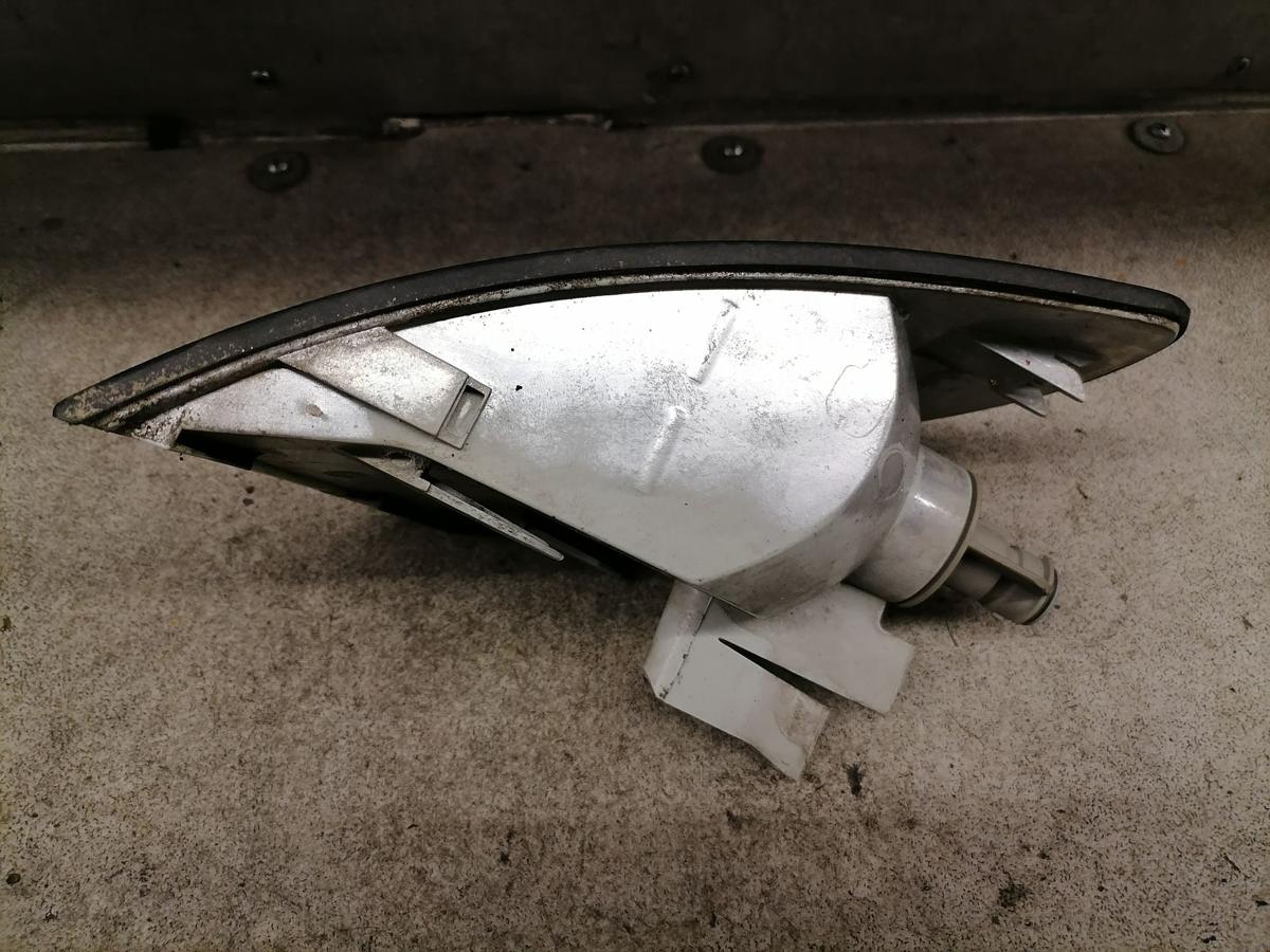 Audi A4 B5 Blinker Blinkleuchte vorn links Valeo BJ94-99